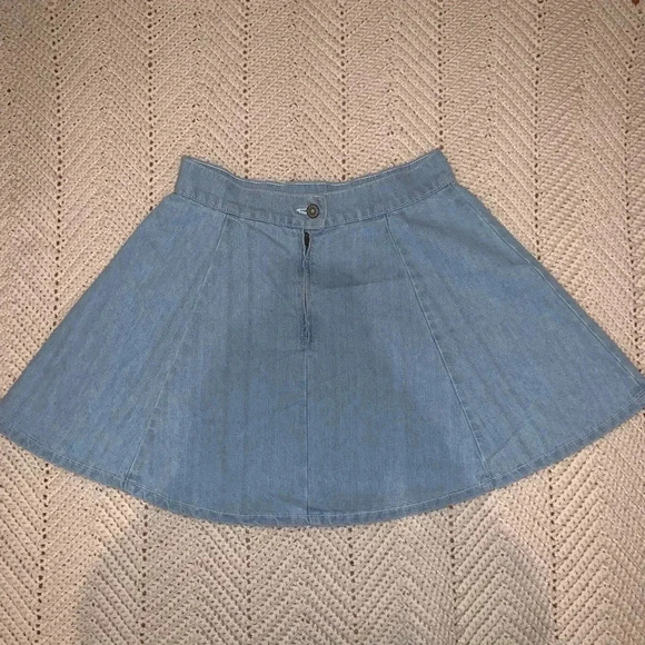 CARMAR Light Wash Flowy Denim Skirt L - Picture 1 of 5